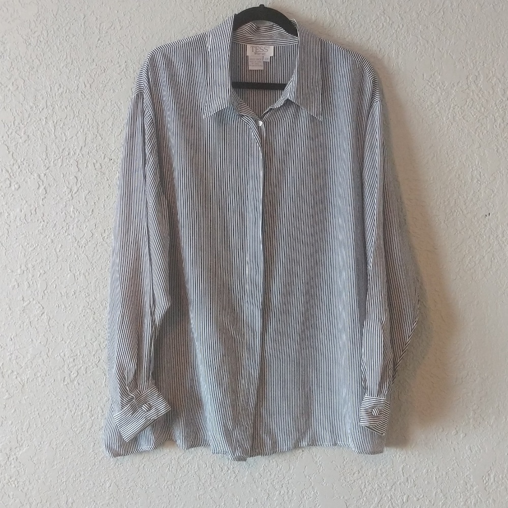 🌵100% silk blue striped blouse size 3X TESS women